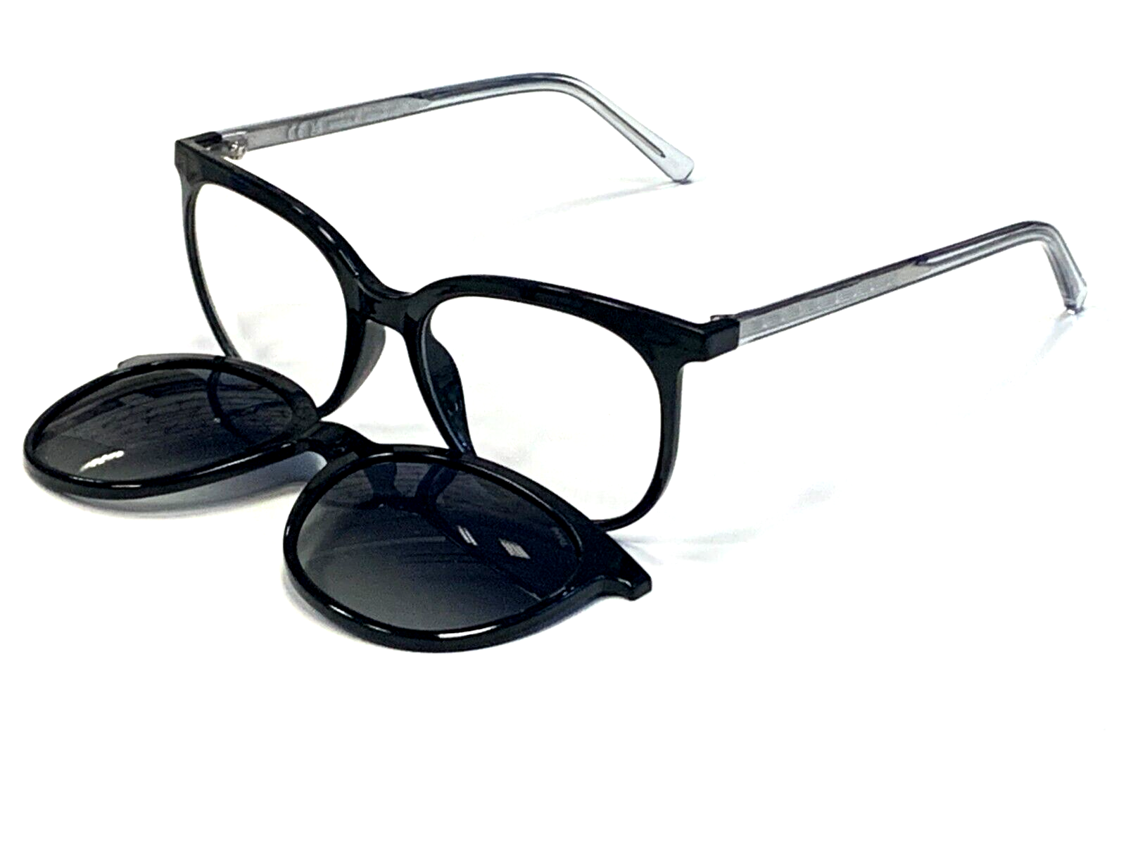 Invu. Montatura Donna Con Clip-on Da Sole A Calamita Polarizzato Mod. M4313A