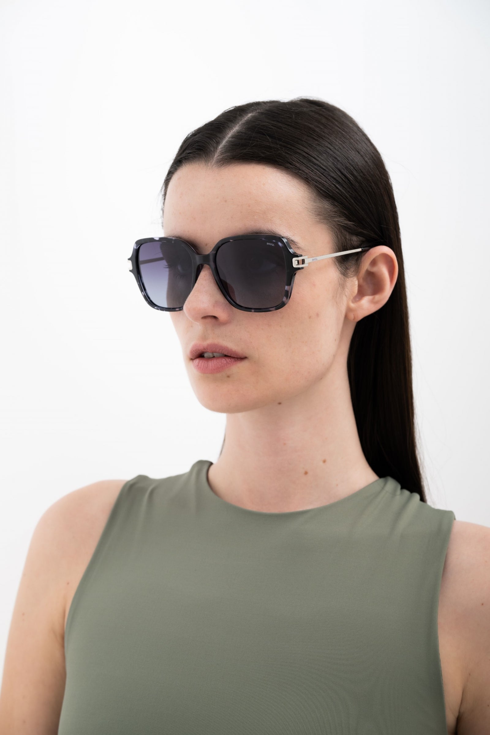 INVU. Occhiale Da Sole Donna Ultra Polarized IB22542C