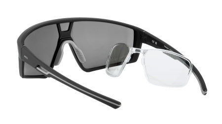 INVU. Mascherina Da Sole Sportiva Con Clip Da Vista Uomo Ultra Polarized IA22610A