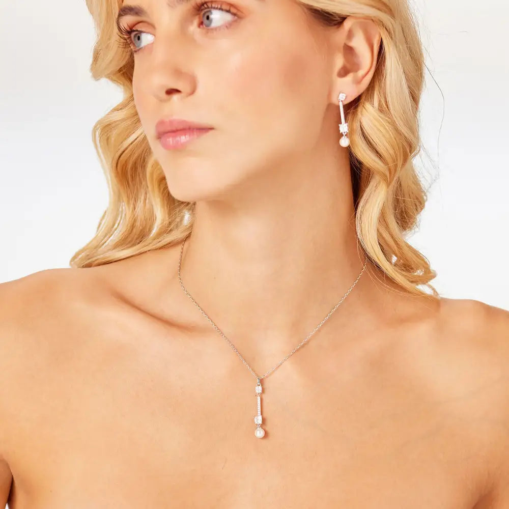 Collana perle oro 18k con accenti diamanti Brosway Fancy FIW168