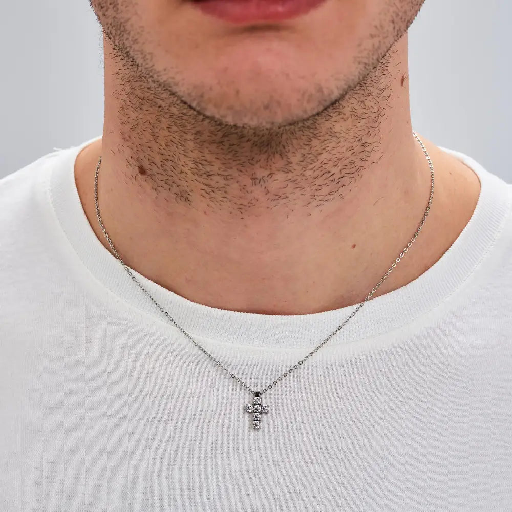 Collana Brosway Uomo Avantgarde BVD01 in acciaio con croce silver e diamanti