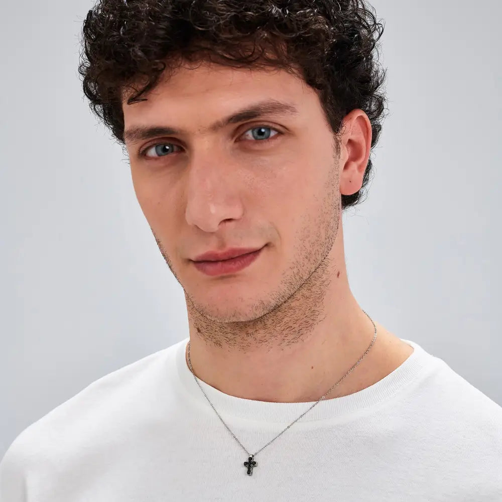 Collana Brosway Avantgarde BVD02 croce nera catena argento