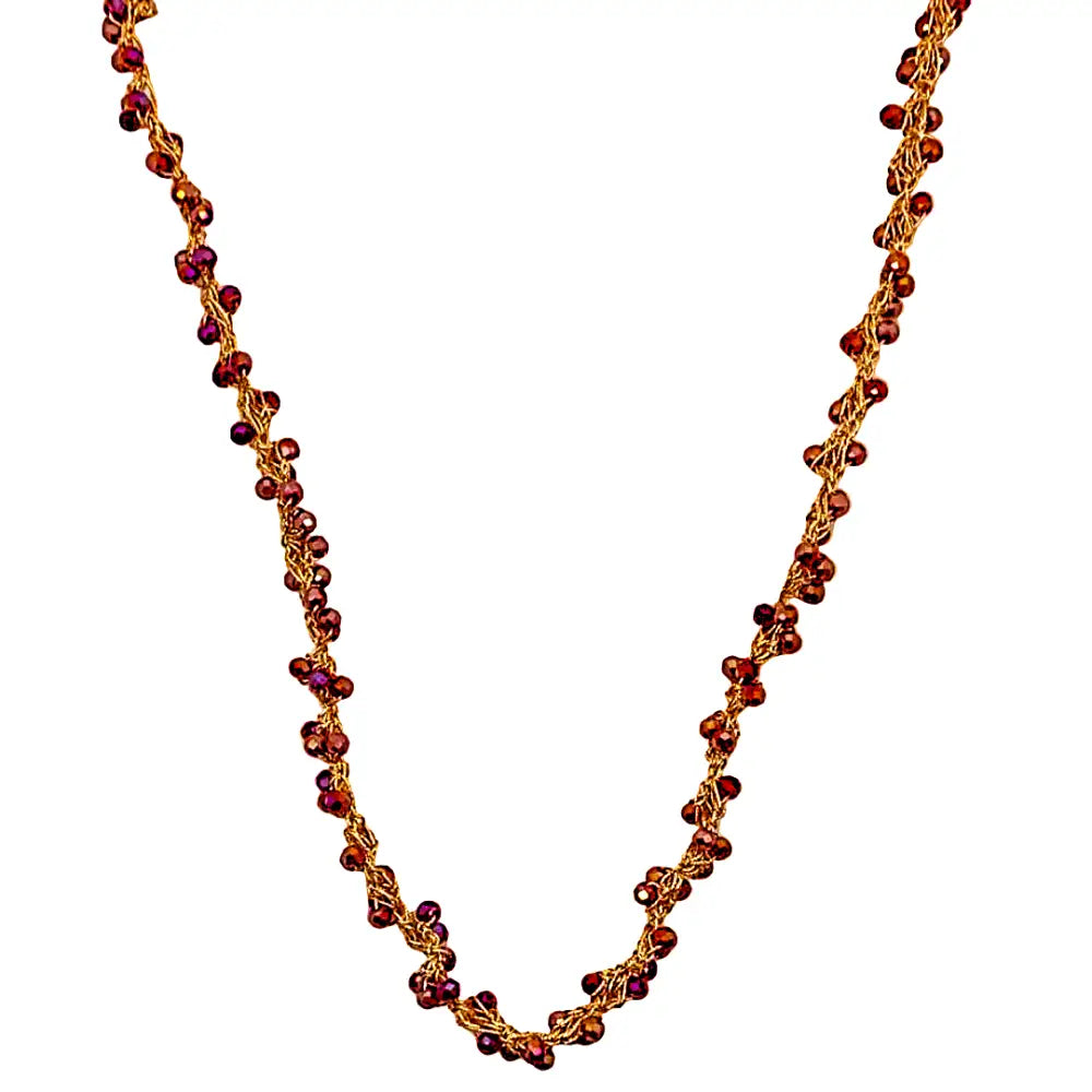 Collana Bea: collana delicata oro con granati bordeaux sfaccettati