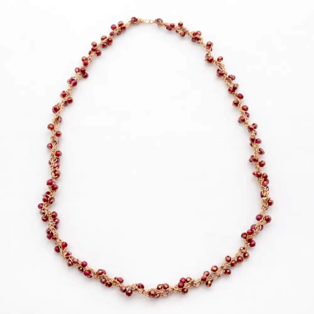 Collana Bea: collana delicata con cristalli sfaccettati bordeaux e rame