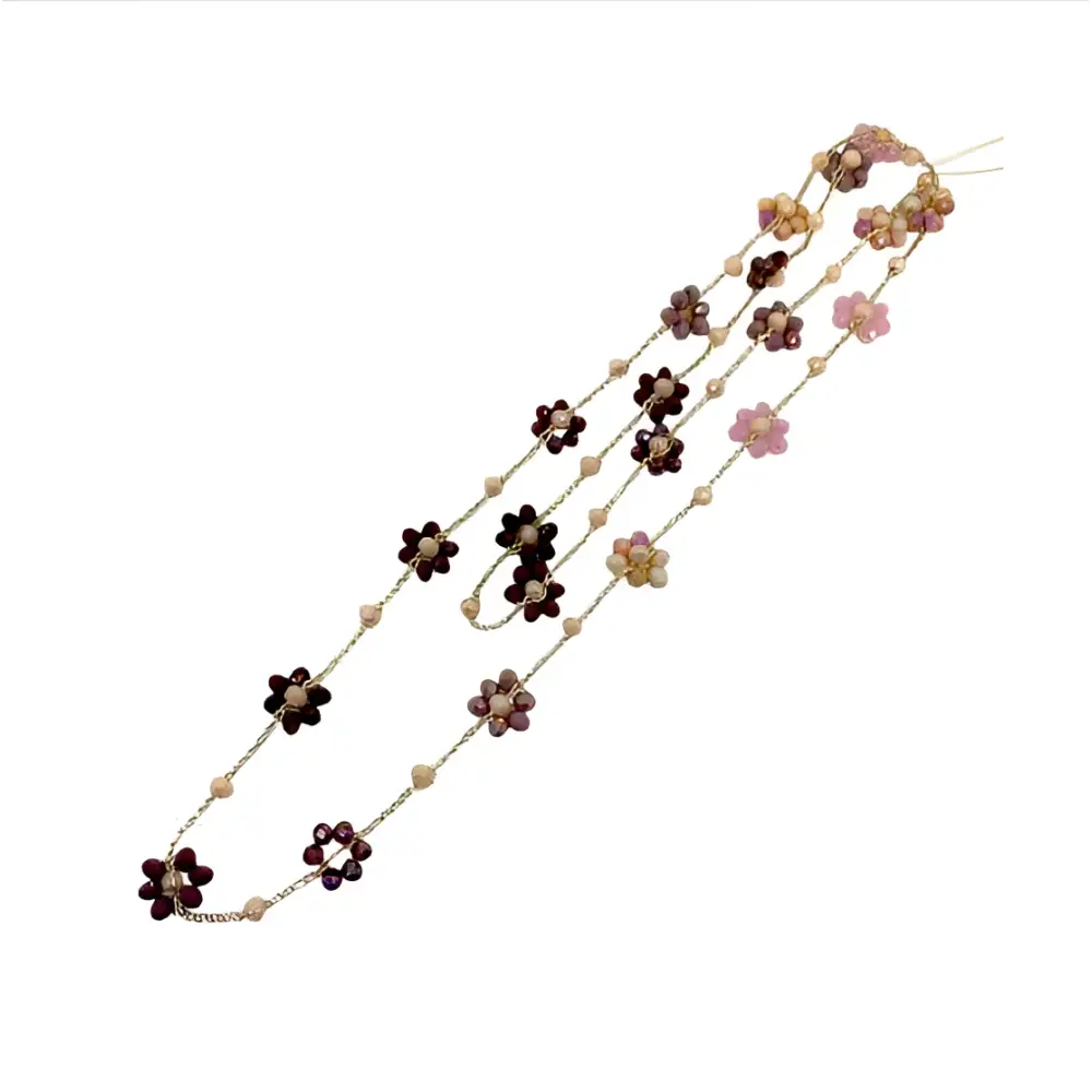 Collana handmade Petalia con fiori in burgundy, rosa, beige e perle