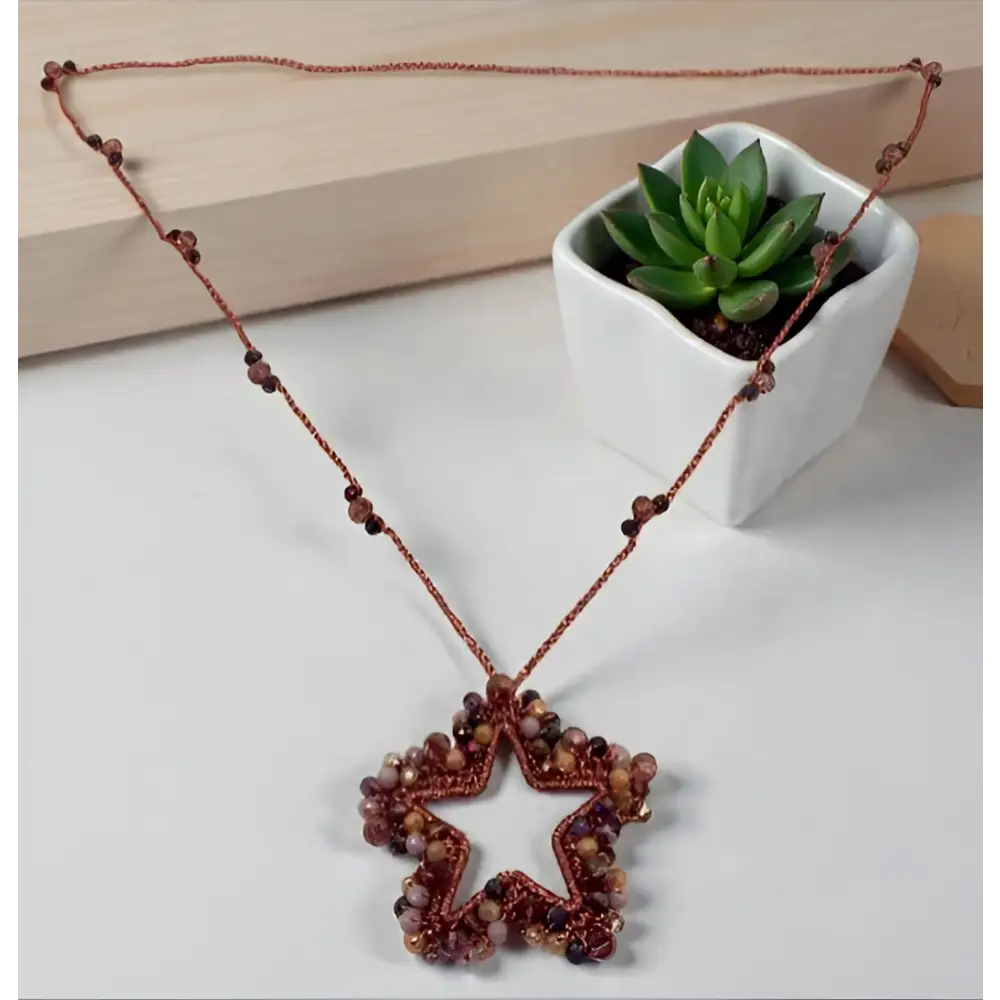 Collana handmade Stella Aurea con perline e catena rame